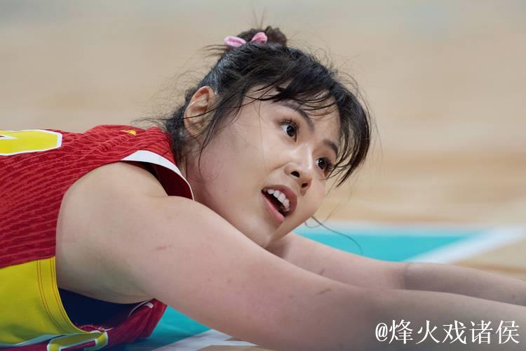 热身赛-李月汝19+12 中国女篮不敌比利时